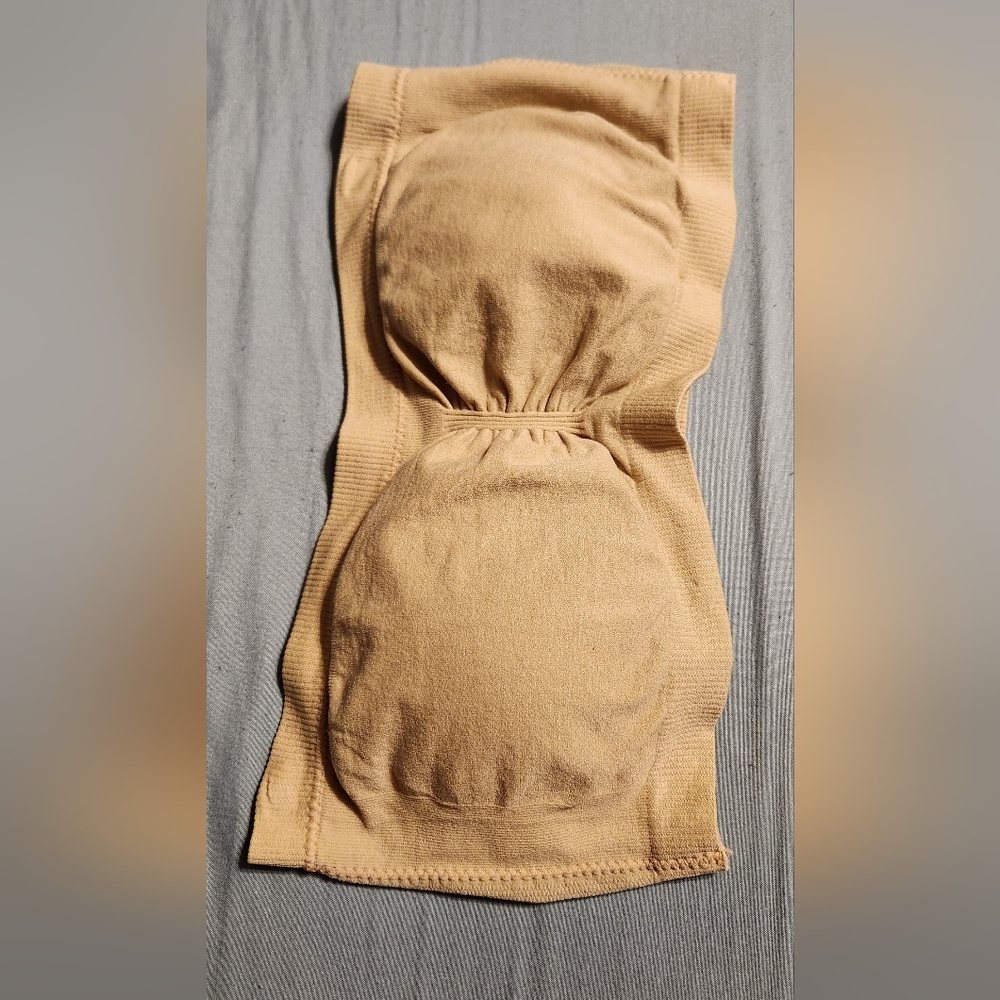 Strapless padded bra